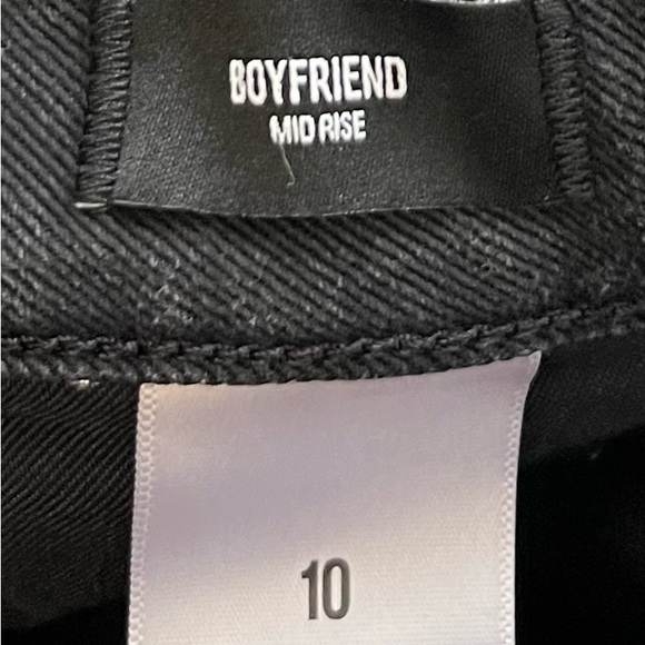 Express Boyfriend Mid Rise Ankle Jeans Distressed Size 10 - Picture 10 of 11